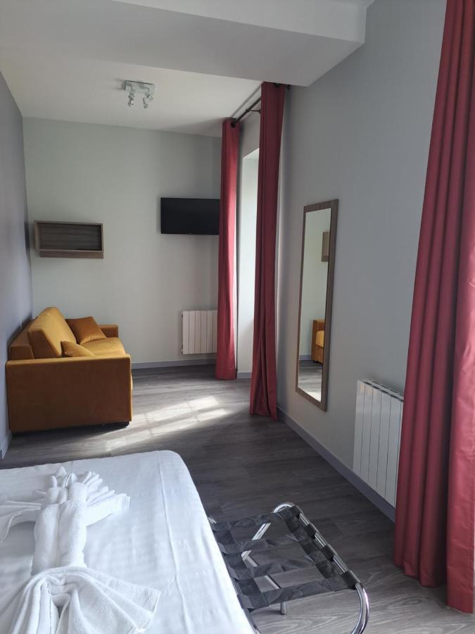 Le Petit Vedaquais Bed & Breakfast Vaas Екстериор снимка