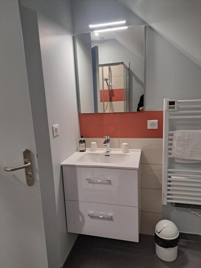 Le Petit Vedaquais Bed & Breakfast Vaas Екстериор снимка